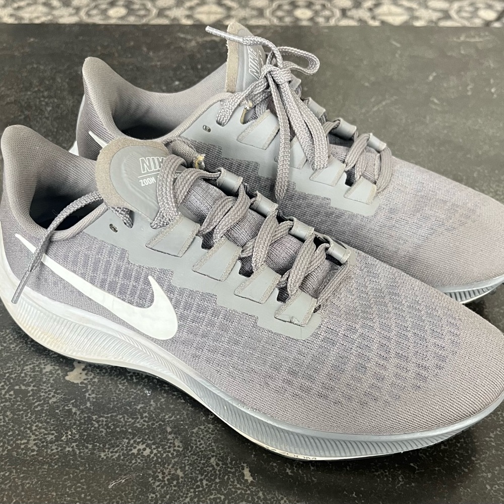 Nike Light Gray Athletic Sneakers